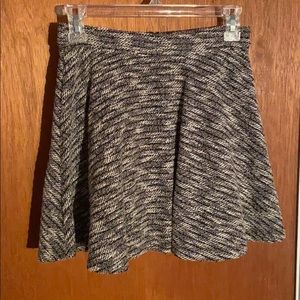 Grey knitted skirt